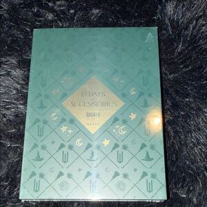 Aldo Wicked 12 Days of Accessories Set - Green and Gold